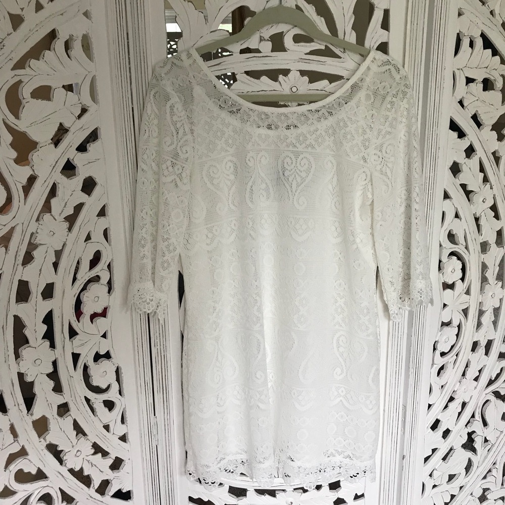 White Lace Dress ★